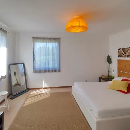 Epicenter Pico Ferienhaus *